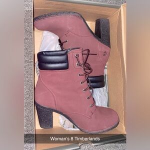 Woman’s timberland heels size 8